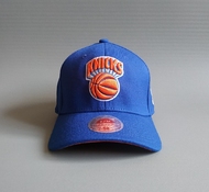 Бейсболка New York Knicks Stretch Wool Fitted Mitchell & Ness S/M