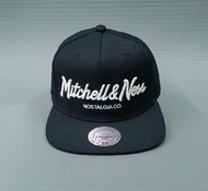 Бейсболка M&N Pinscript Snapback Mitchell & Ness Black, 22081225